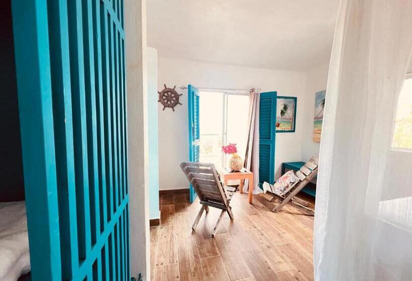 Bluemare Ecohotel Frente A La Playa Ensendada