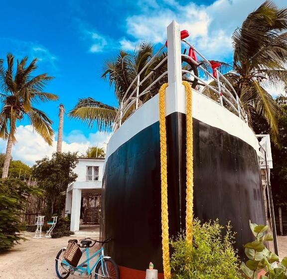 Bluemare Ecohotel Frente A La Playa Ensendada