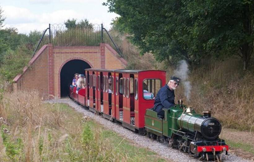 Charming 2 Bed Apartment In Eastleigh