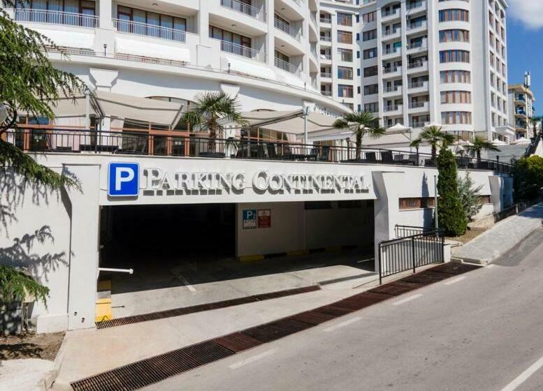 Continental Apartments