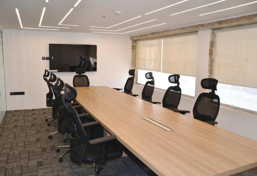 Отель Artal Taiba