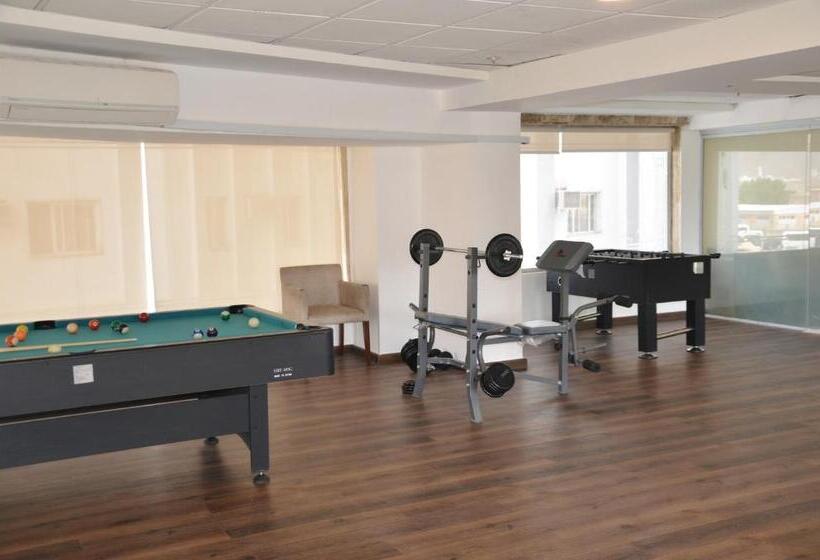 Отель Artal Taiba