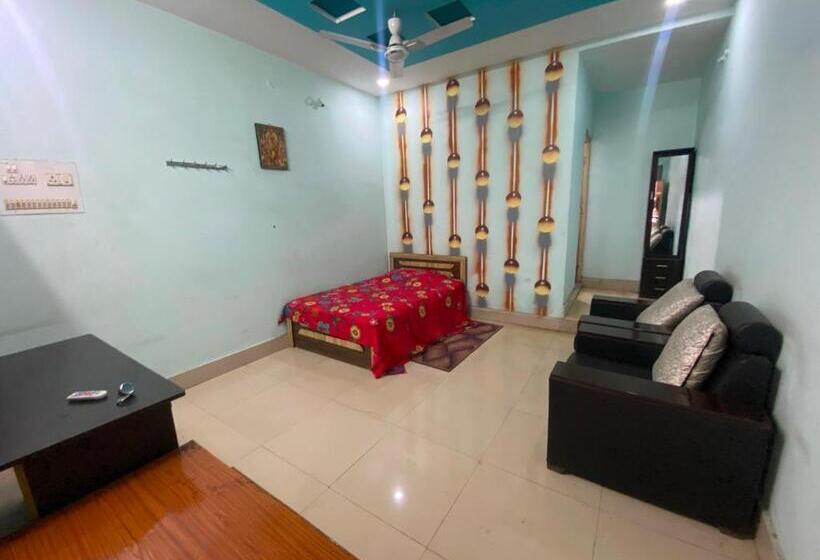 فندق Oyo 91336  Sd Palace