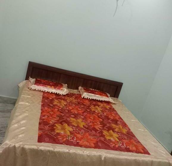 فندق Oyo 91341 Royal Stay Home