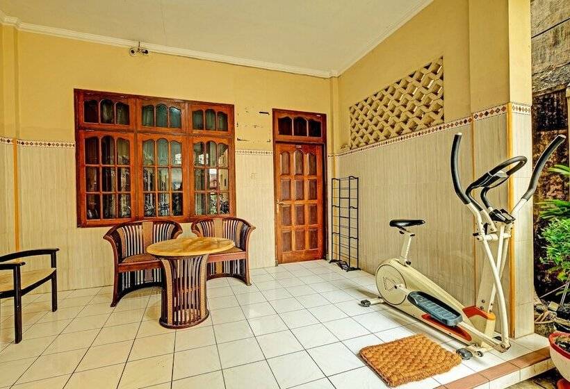 فندق Oyo 91417 Garuda Setia