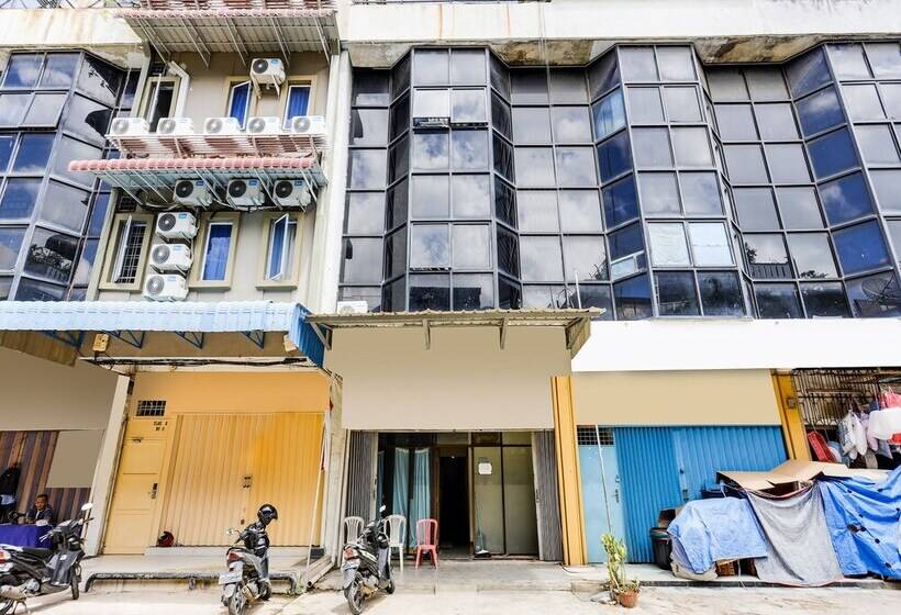 酒店 Oyo 91423 Ringin Pitu 1 Syariah