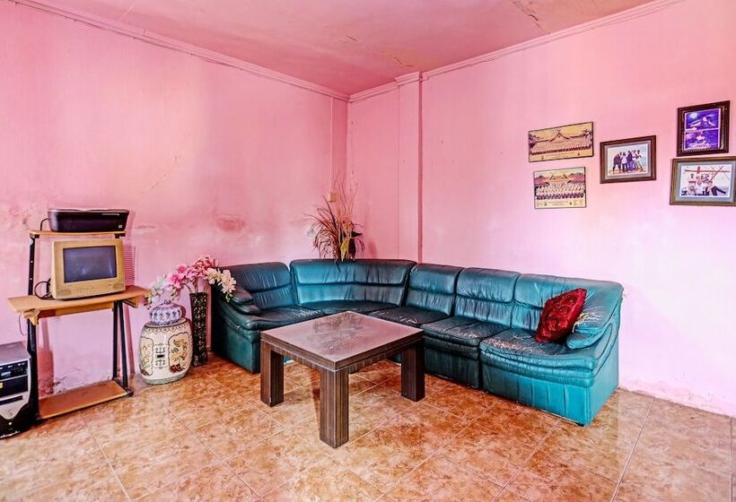 酒店 Oyo 91428 Duta Stay