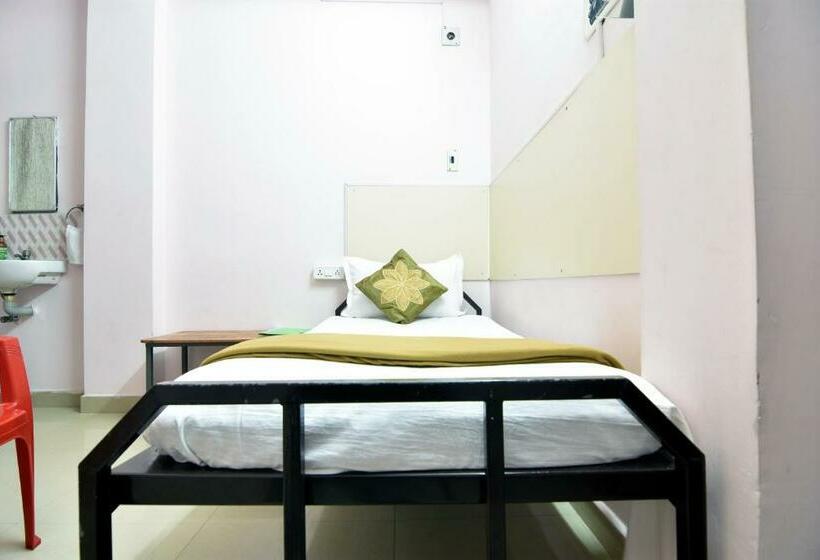 فندق Royal Green   Airport Stay