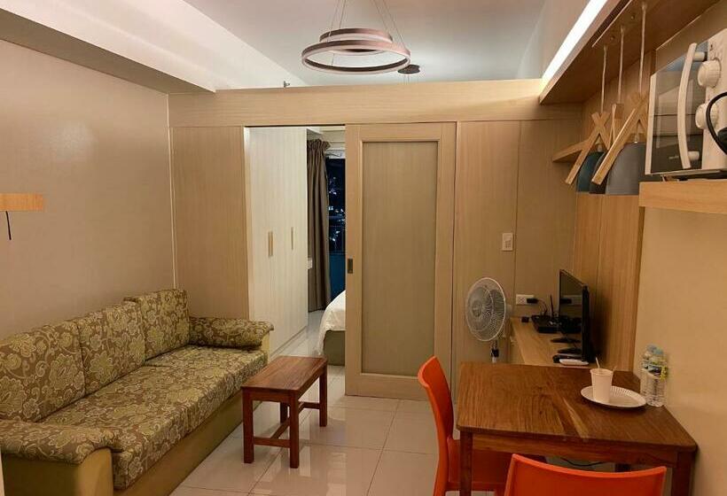 Netflix Destina Stays At Jazz Residences Makati, Metromanila