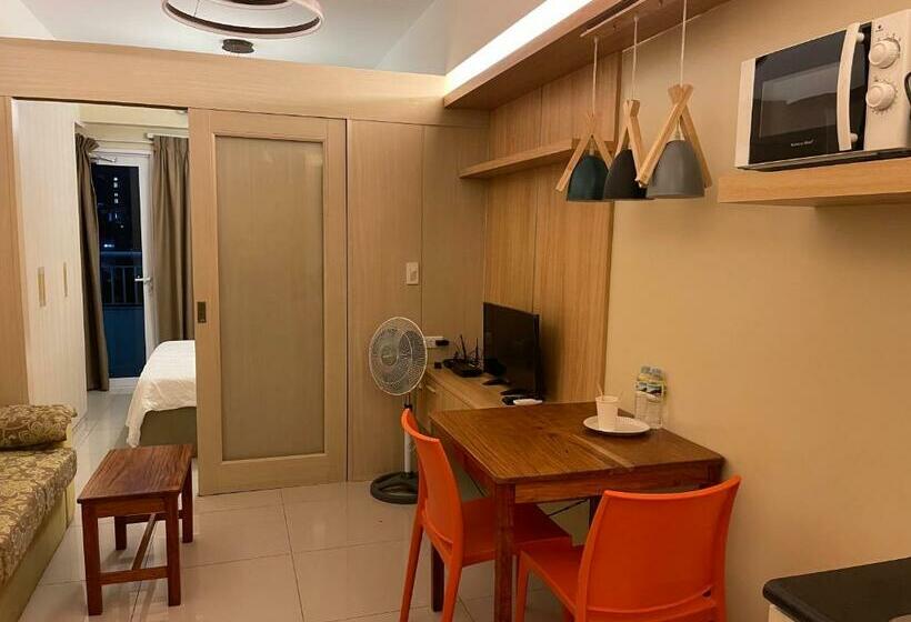 Netflix Destina Stays At Jazz Residences Makati, Metromanila