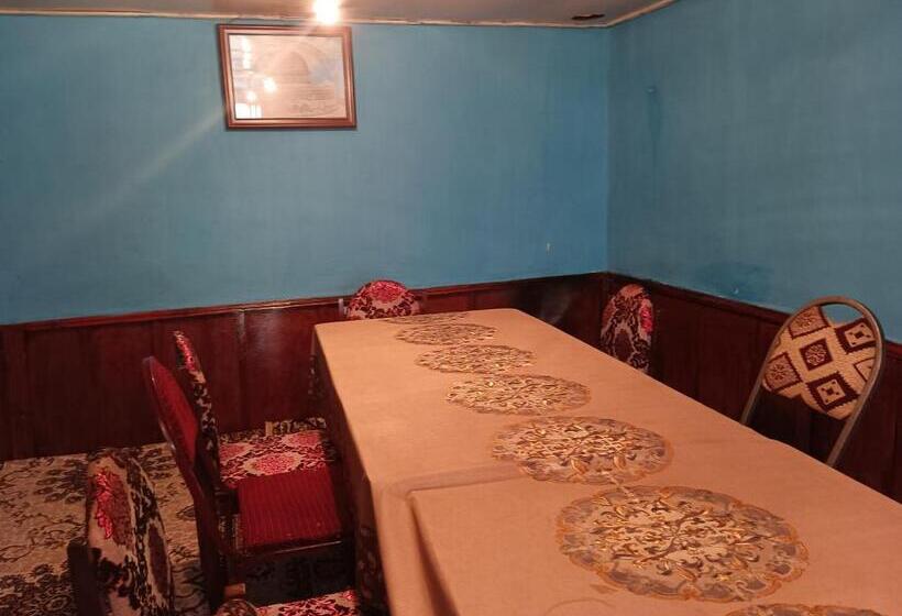 پانسیون Ecomama In Xınalıq Khinalig Guest House