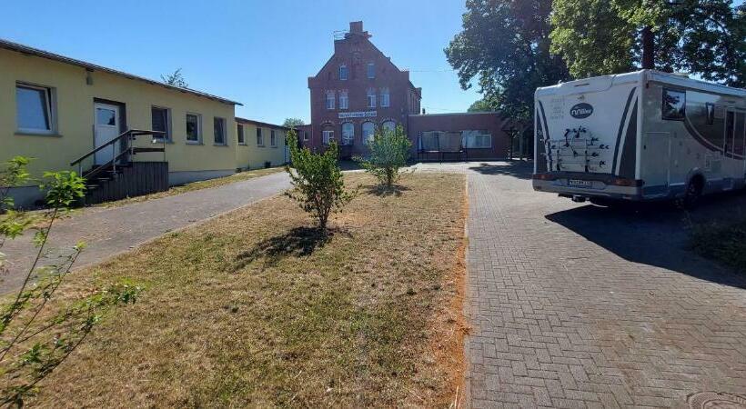 膳宿费 Gästehaus Heinrich Heine Schule