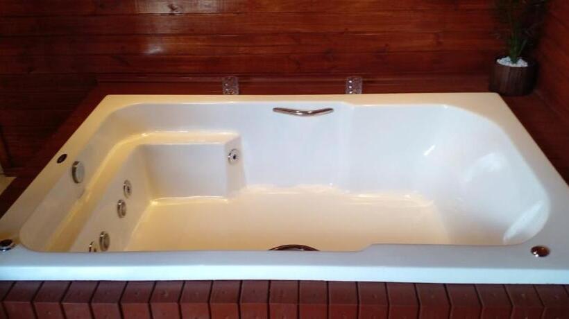 پانسیون Império Cabanas