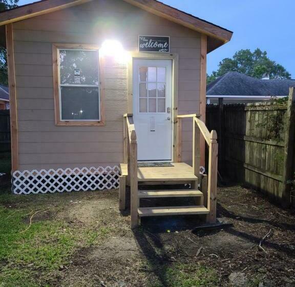 پانسیون Jamms Tiny Home