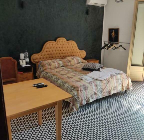 Пансион L Angolo Della Pizza Somel