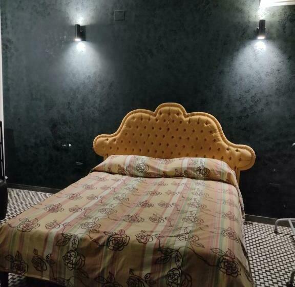 ペンション L Angolo Della Pizza Somel