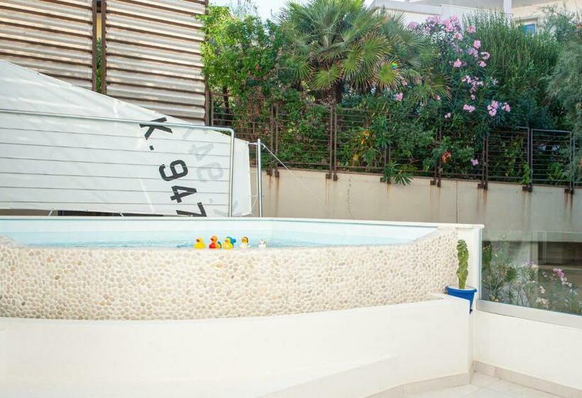 ペンション Lux B&beach Sardvs Castelsardo