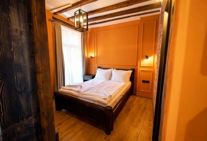 펜션 Nomad Studios, Kapana