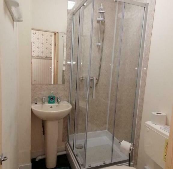 펜션 Overton Guest House