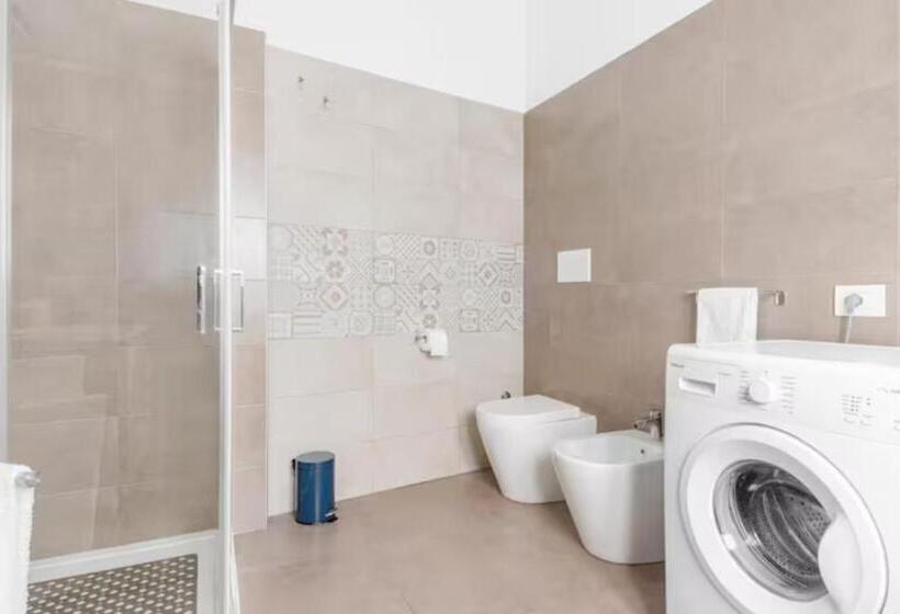 بنسيون Poste Rooms 28