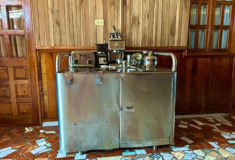 膳宿费 Residencial Coya