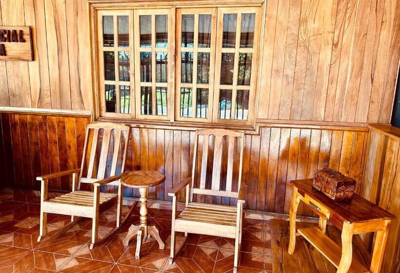 膳宿费 Residencial Coya