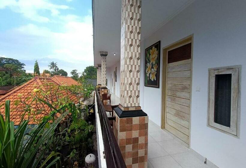 펜션 Roy Guest House