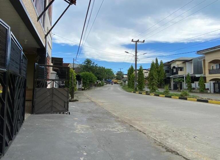 پانسیون Sudiang Inn