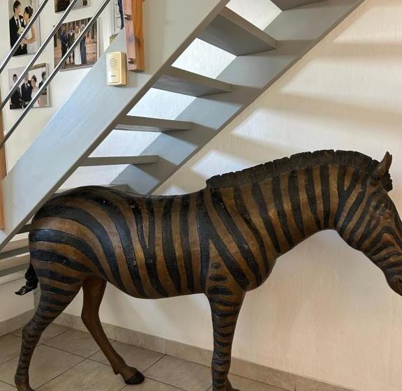 פנסיון Tree Aloe Guest House