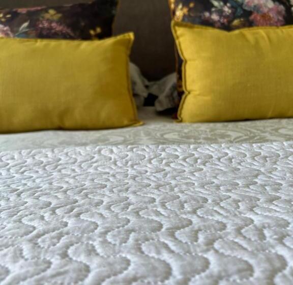 פנסיון Tree Aloe Guest House