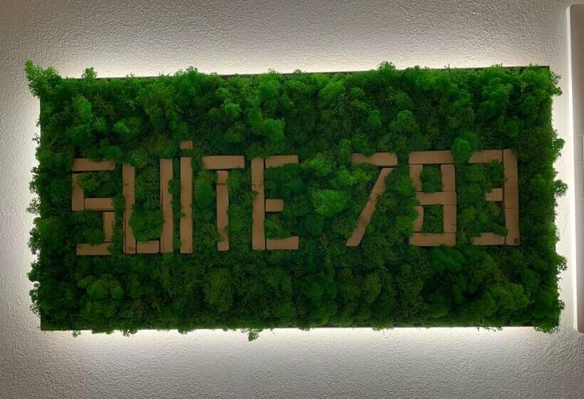 Suite 783 Bed And Breakfast