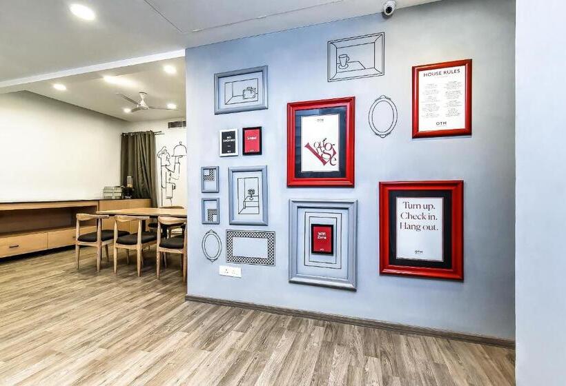 هتل Townhouse S Continental