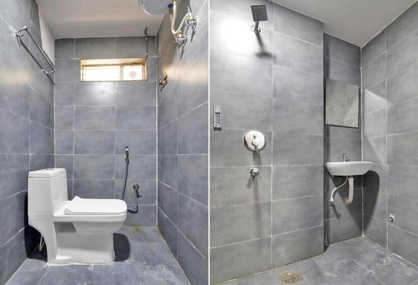 هتل Townhouse S Continental