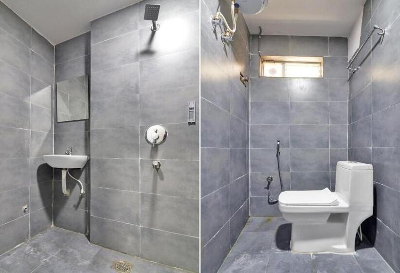 هتل Townhouse S Continental