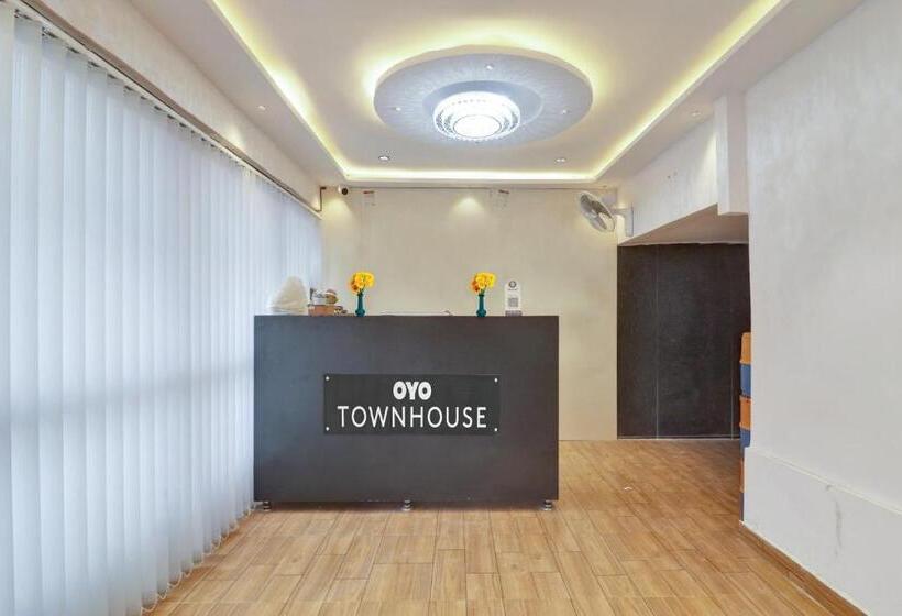 هتل Townhouse S Continental