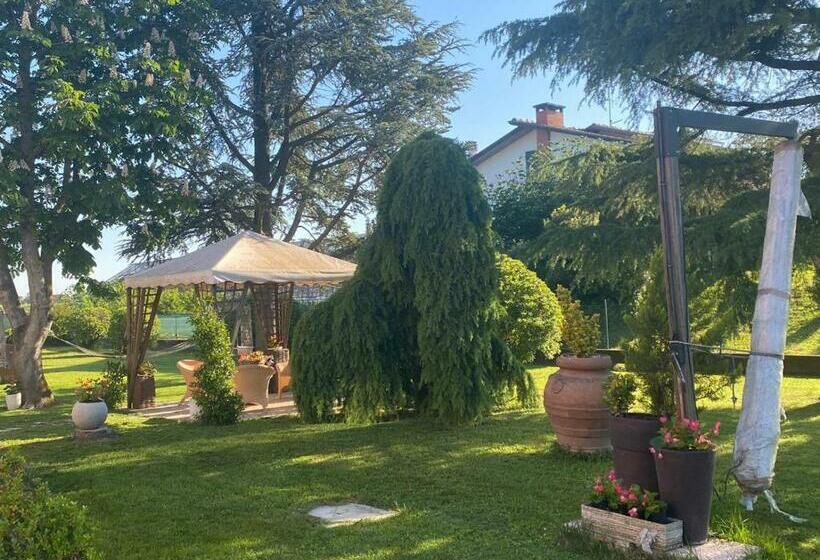 تختخواب و صبحانه Casa Bileza