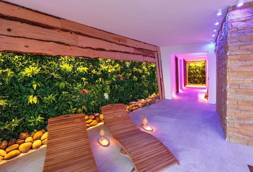 Hibrido Boutique Hotel & Spa