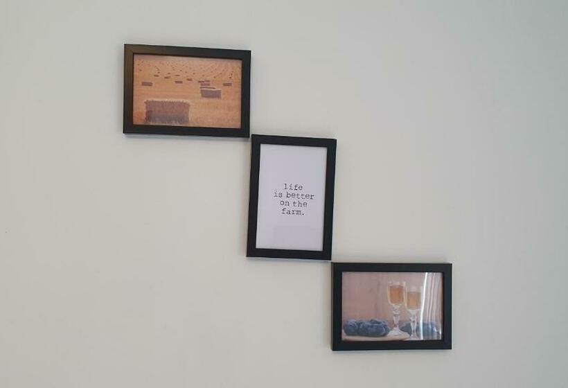 בית מלון כפרי Cazare La Fermă