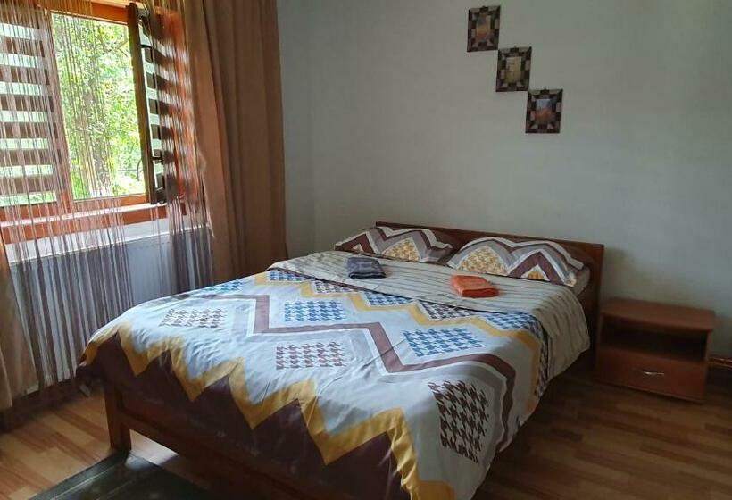 בית מלון כפרי Cazare La Fermă