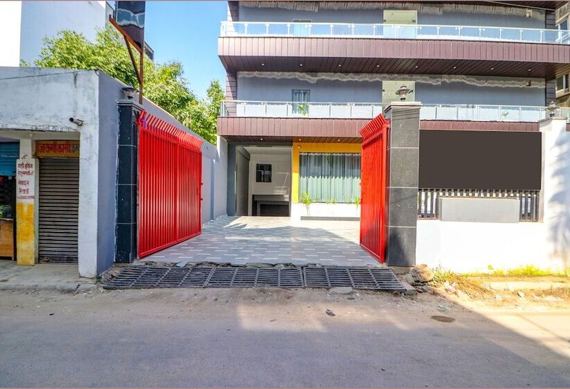 Fabhotel Premium Kashi