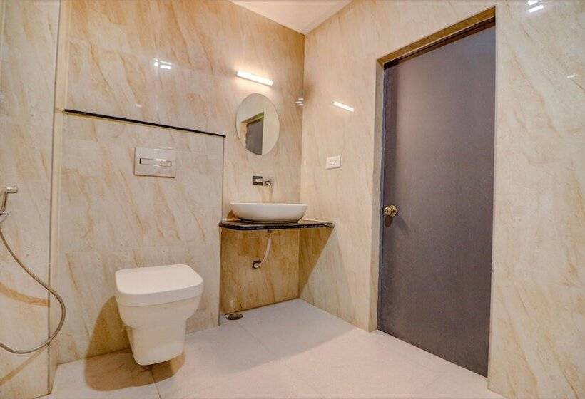 Fabhotel Premium Kashi