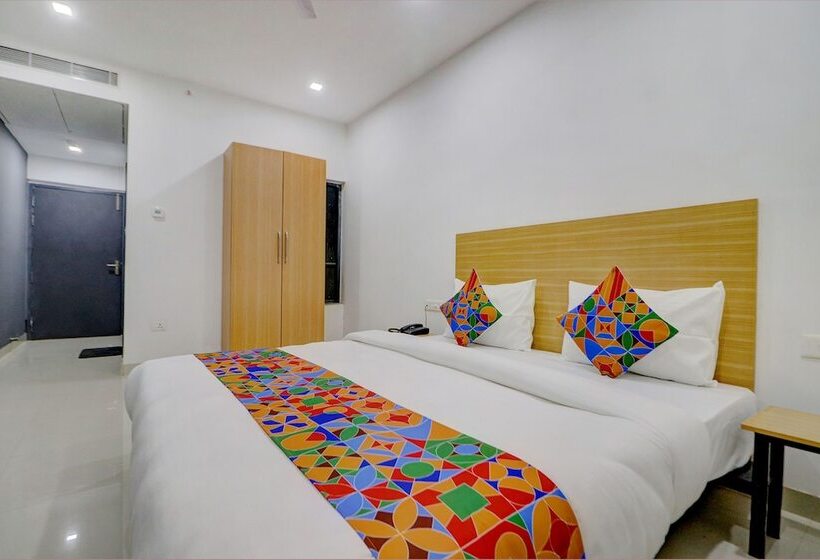 Fabhotel Premium Kashi