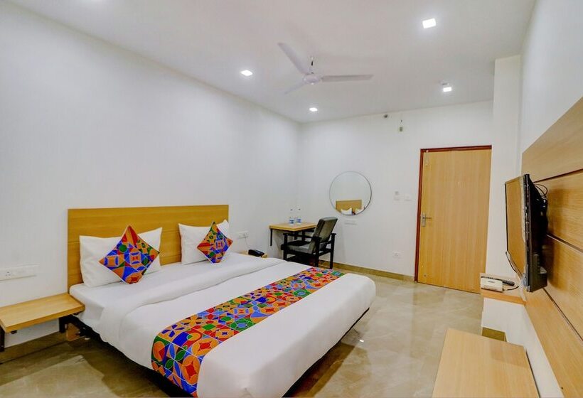 Fabhotel Premium Kashi