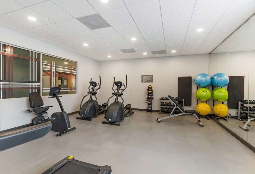 هتل Glo Best Western Pooler   Savannah Airport