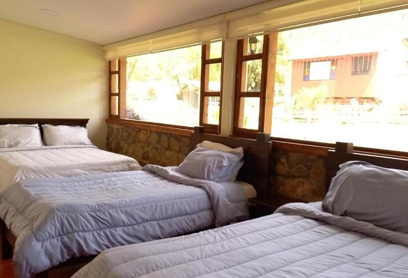 בית מלון כפרי La Mana Nobsa