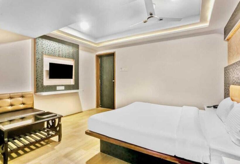 Отель Oyo 90954  K2