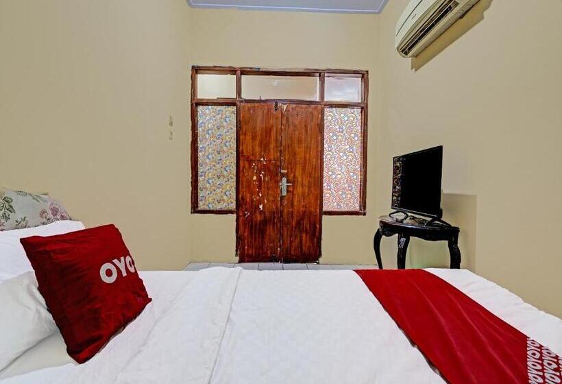 호텔 Oyo 91389 Anggrek Residence Syariah