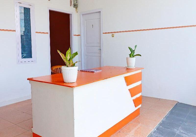 호텔 Oyo 91408 Kas Residence Syariah