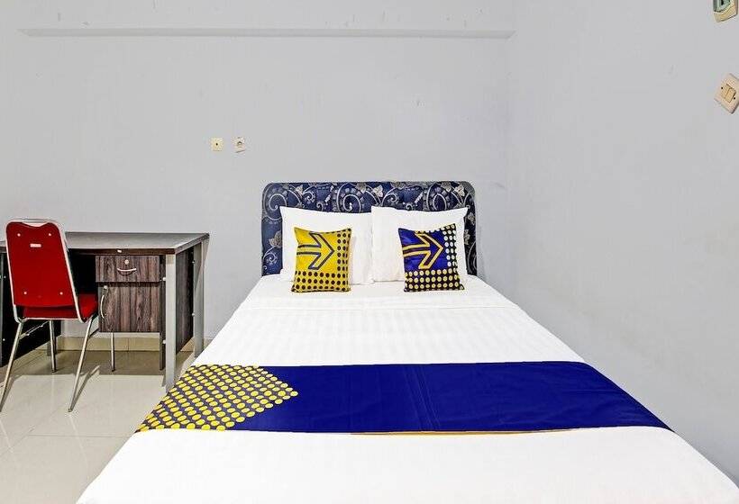 酒店 Spot On 91398 Homestay Tentrem 1