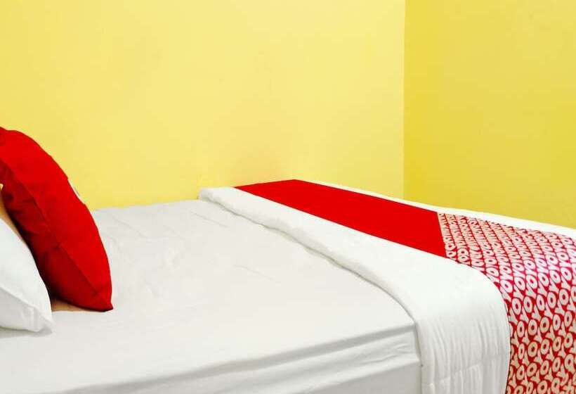 هتل Spot On 91402 Home 59 Tegal Danas